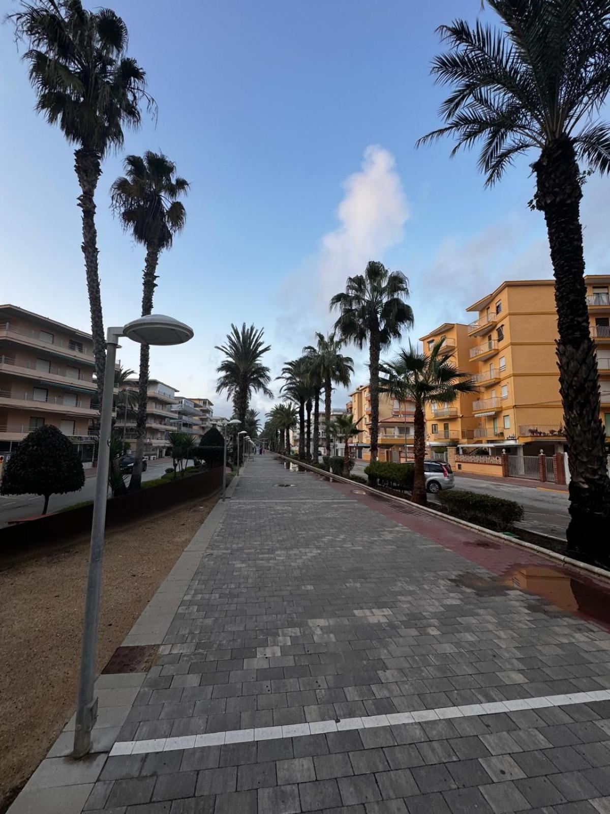Apartamento Entero Primera Linea De Playa, Pet Friendly Табернес-де-Вальдигна Экстерьер фото